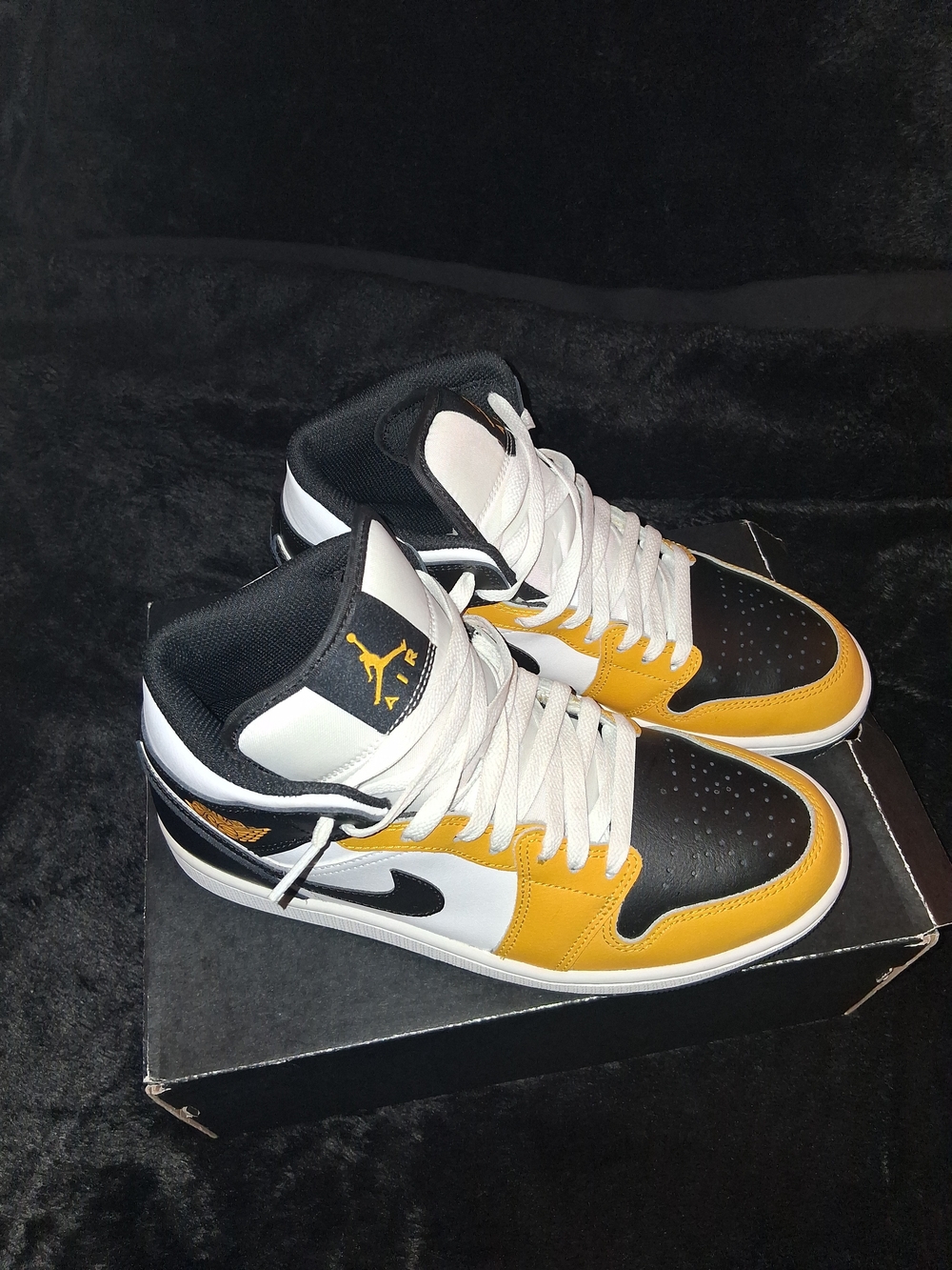 Jordan1 Mid-Top Sneakers in Black, White & Yellow